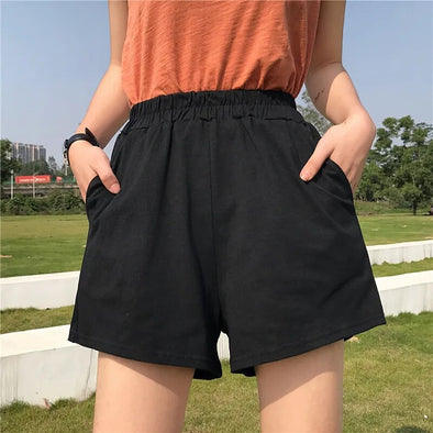 Effortless Style: Casual Black Shorts - Haute Damsel